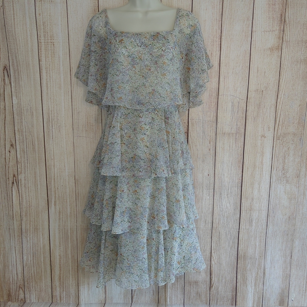 60s / 70s Vintage Marita Anthony Muto Dainty Floral  Fairy core Dress